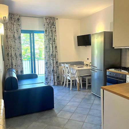 Apartamento Residenza Le Spiagge Sperlonga Exterior foto